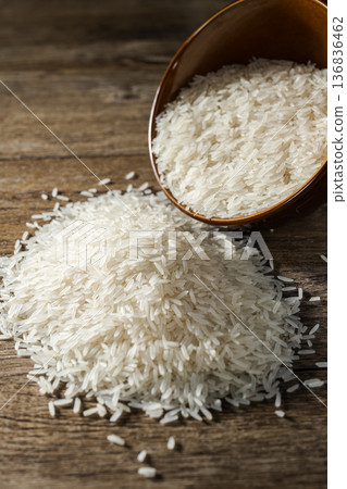 Long-grain rice Long-grain rice 136836462