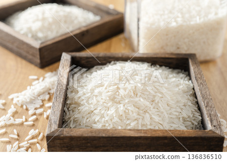 Long-grain rice 136836510