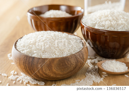 Long-grain rice 136836517