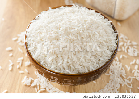 Long-grain rice 136836538