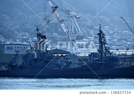 在吳市，您可以近距離看到護航艦艇和掃雷艦！ 136837154