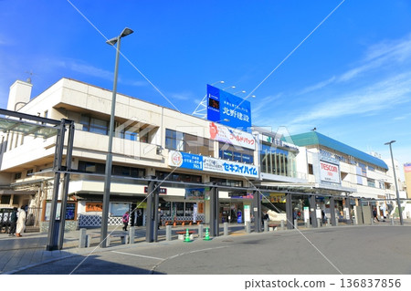 [Nagano Prefecture] The East Exit of JR Matsumoto Station on a clear day 136837856