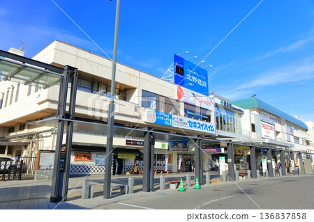 [Nagano Prefecture] The East Exit of JR Matsumoto Station on a clear day 136837858