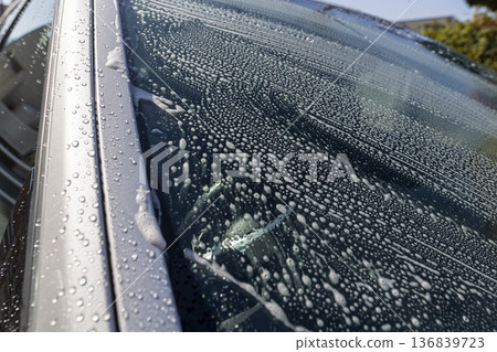 How to wash a car How to wash a car 136839723
