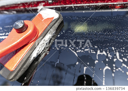How to wash a car How to wash a car 136839734