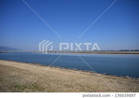 Mie Prefecture, Mie, Kuwana City, Kuwana, river, river, Ibi River, Nagara River, Ise Bridge, Nagara River Estuary Barrage, blue sky, landscape, sky, Japan, Mie Prefecture, Mie, Kuwana City, Kuwana, river, river, Ibi River, Nagara River, Ise Bridge, Nagara River Estuary Barrage, blue sky, landscape, sky, Japan, 136839897