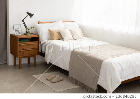 臥室床（無人） 136840285