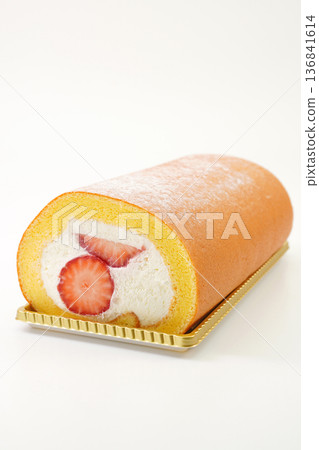 Strawberry roll cake Strawberry roll cake 136841614