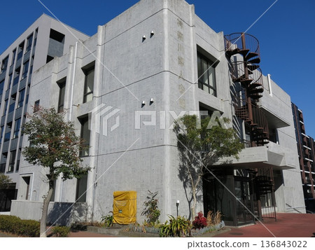 Kanagawa Women's Hall in Nishi Ward, Yokohama (after closing) 136843022