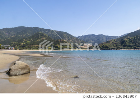 春季的嵐鹿海岸 春季的嵐鹿海岸 136843907