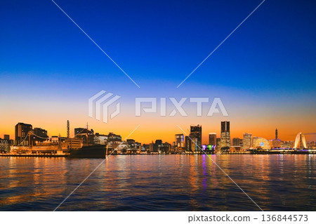 Minato Mirai evening view from Daikoku Pier Minato Mirai evening view from Daikoku Pier 136844573