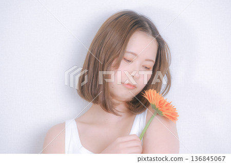 Transparent portrait of a woman with flowers Transparent portrait of a woman with flowers 136845067