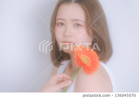 Transparent portrait of a woman with flowers Transparent portrait of a woman with flowers 136845070