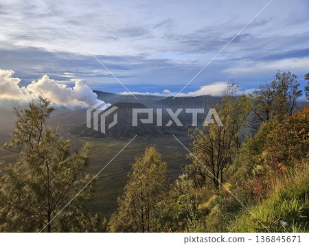 This is mount bromo in the morning.  136845671