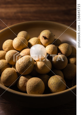 Longan Longan 136845715