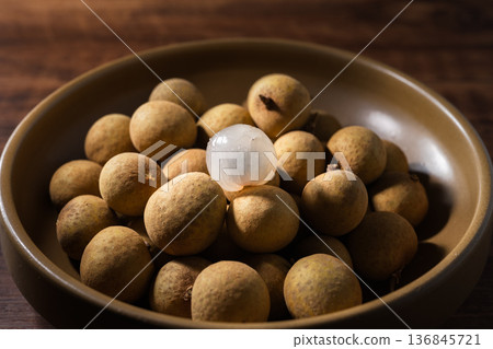 Longan Longan 136845721