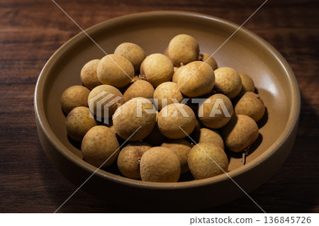 Longan Longan 136845726