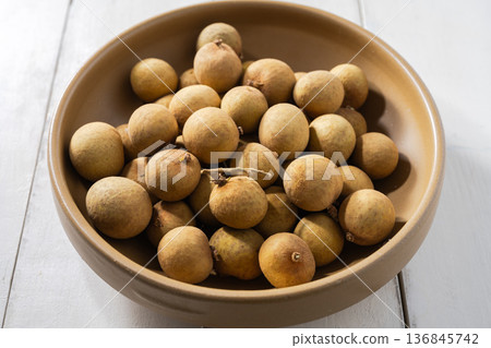 Longan 136845742