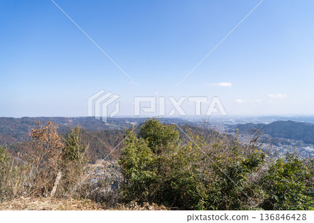 The view from the observation deck near the summit of Mount Shoho (Akiruno City, Tokyo) 136846428