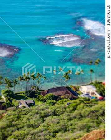 從鑽石頭山頂俯瞰的景色 136846519