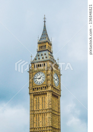 Big Ben in the cloudy sky 136846821