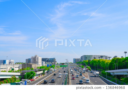[Tokyo] Cityscape of Shinagawa Ward in May 136846968