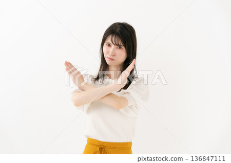 Middle-aged woman portrait divorce Middle-aged woman portrait divorce 136847111