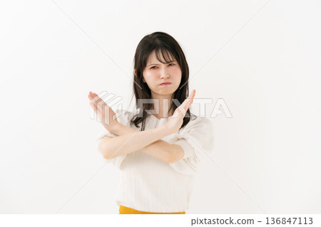 Middle-aged woman portrait divorce Middle-aged woman portrait divorce 136847113
