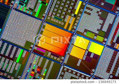 Silicon semiconductor wafer with integrated circuit die mosaic pattern. 136848173
