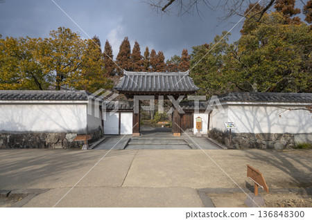 "Tsukiji fence" in Kokoen (Himeji Park // Himeji city prefecture) "Tsukiji fence" in Kokoen (Himeji Park // Himeji city prefecture) 136848300