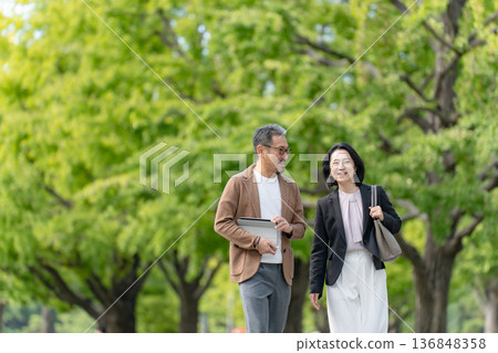 商業、清新綠植、步行 136848358