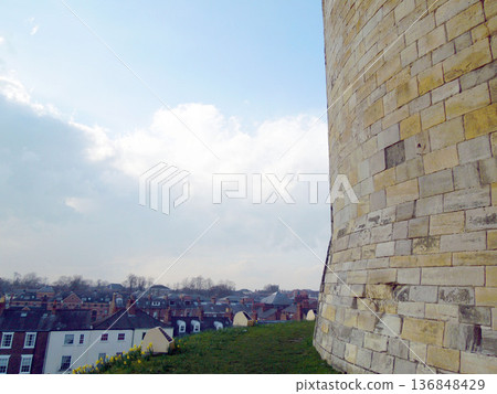 Clifford's Tower and the cityscape of York, England Clifford's Tower and the cityscape of York, England 136848429