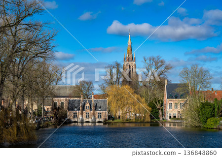 Minnewater Lake and Sashuis Bruges Minnewater Lake and Sashuis Bruges 136848860