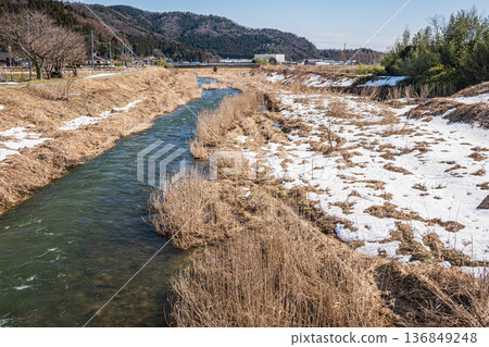 Snow still remaining on the Chiuchi River in Makino Town, Takashima City, Shiga Prefecture Snow still remaining on the Chiuchi River in Makino Town, Takashima City, Shiga Prefecture 136849248