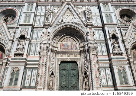 Main Portal of Cattedrale di Santa Maria del Fiore (Cathedral of Saint Mary of the Flower), Florence, Italy 136849399