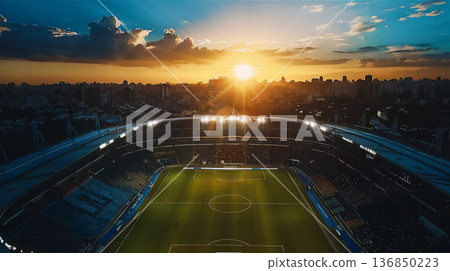 日落時的體育場景象 136850223