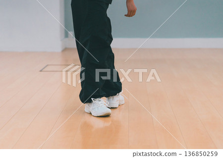 舞 舞蹈 跳舞 136850259