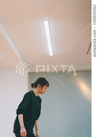 dancing, female, lady 136850262