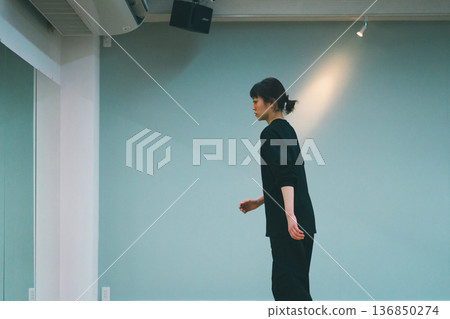 dancing, female, lady 136850274