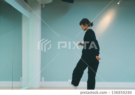 舞 舞蹈 跳舞 136850280