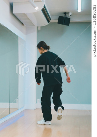 舞 舞蹈 跳舞 136850282