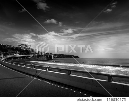 Seaside Road ~Driving my car~ Seaside Road ~Driving my car~ 136850375