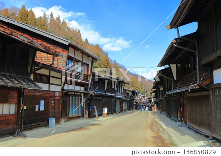 [Nagano Prefecture] The streets of Narai-juku on a clear day 136850829
