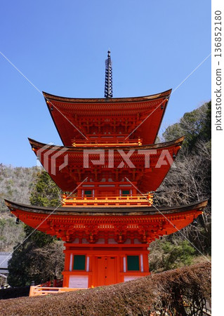 Chofukuji Temple is a Shingon Buddhist temple that is home to the oldest wooden three-story pagoda in Okayama Prefecture. Chofukuji Temple is a Shingon Buddhist temple that is home to the oldest wooden three-story pagoda in Okayama Prefecture. 136852180
