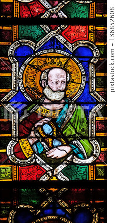 Catholic Saint, stained glass window in the Basilica di Santa Croce (Basilica of the Holy Cross) - famous Franciscan church in Florence, Italy Catholic Saint, stained glass window in the Basilica di Santa Croce (Basilica of the Holy Cross) - famous Franciscan church in Florence, Italy 136852608