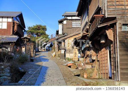 [Gifu Prefecture] Magome-juku townscape on a clear day 136856143