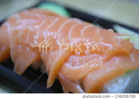 壽司 136856780