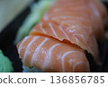 sushi  136856785