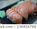 sushi  136856788