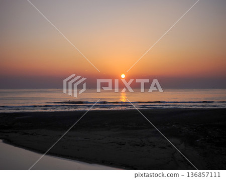 The sun rising from the sea The sun rising from the sea 136857111